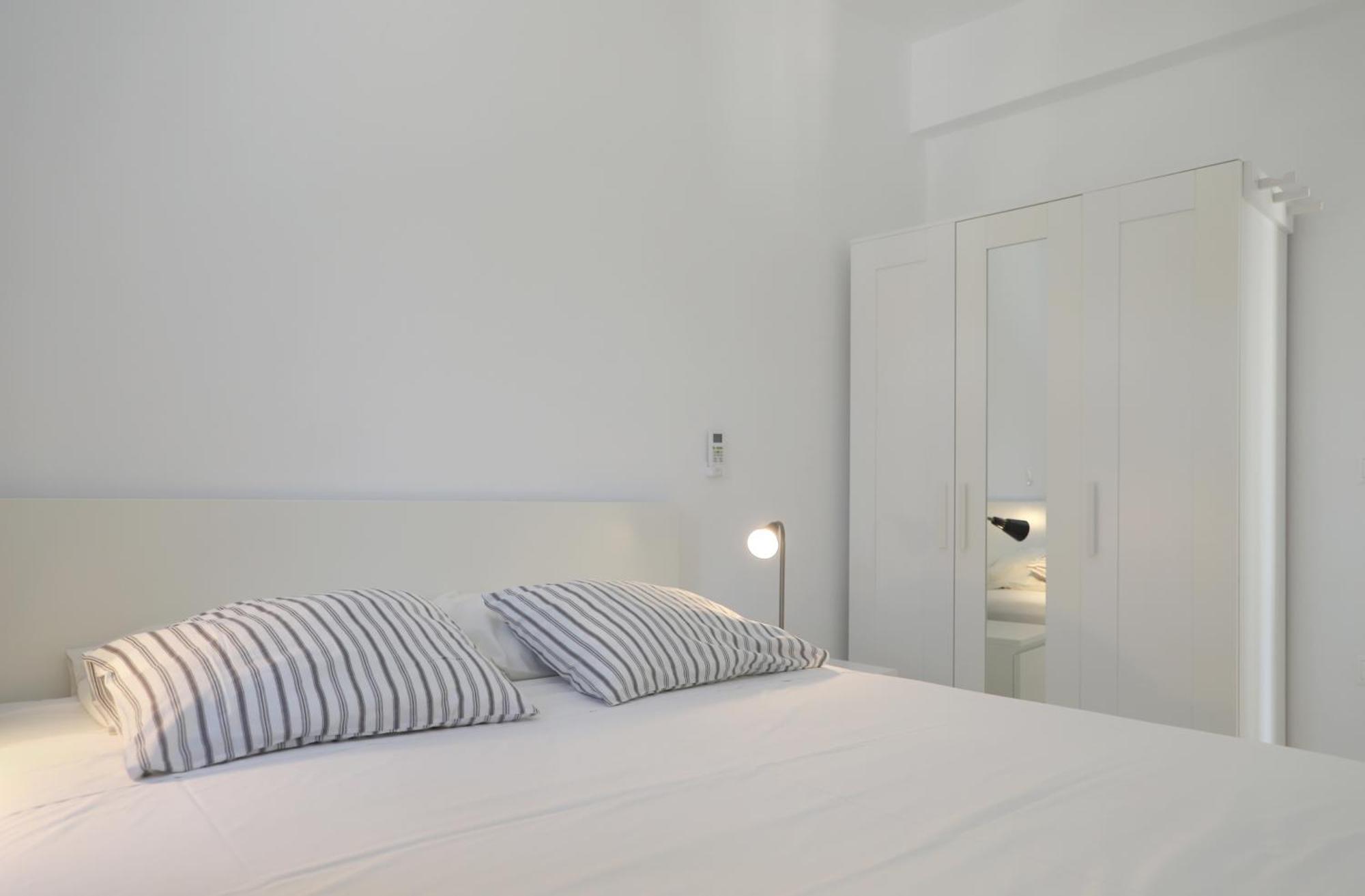 Helios Studios & Apartments Makrýgialos Dış mekan fotoğraf