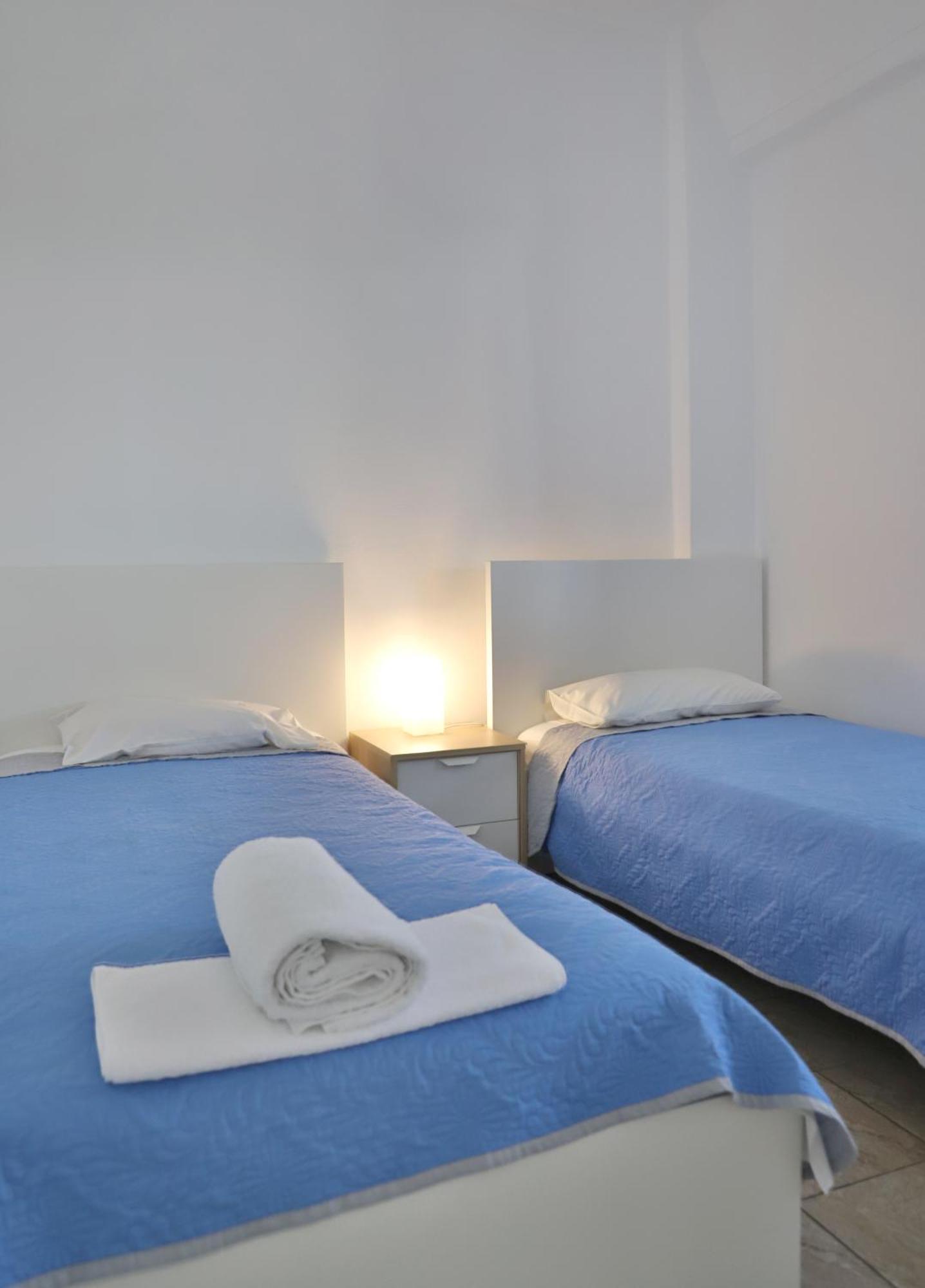 Helios Studios & Apartments Makrýgialos Dış mekan fotoğraf