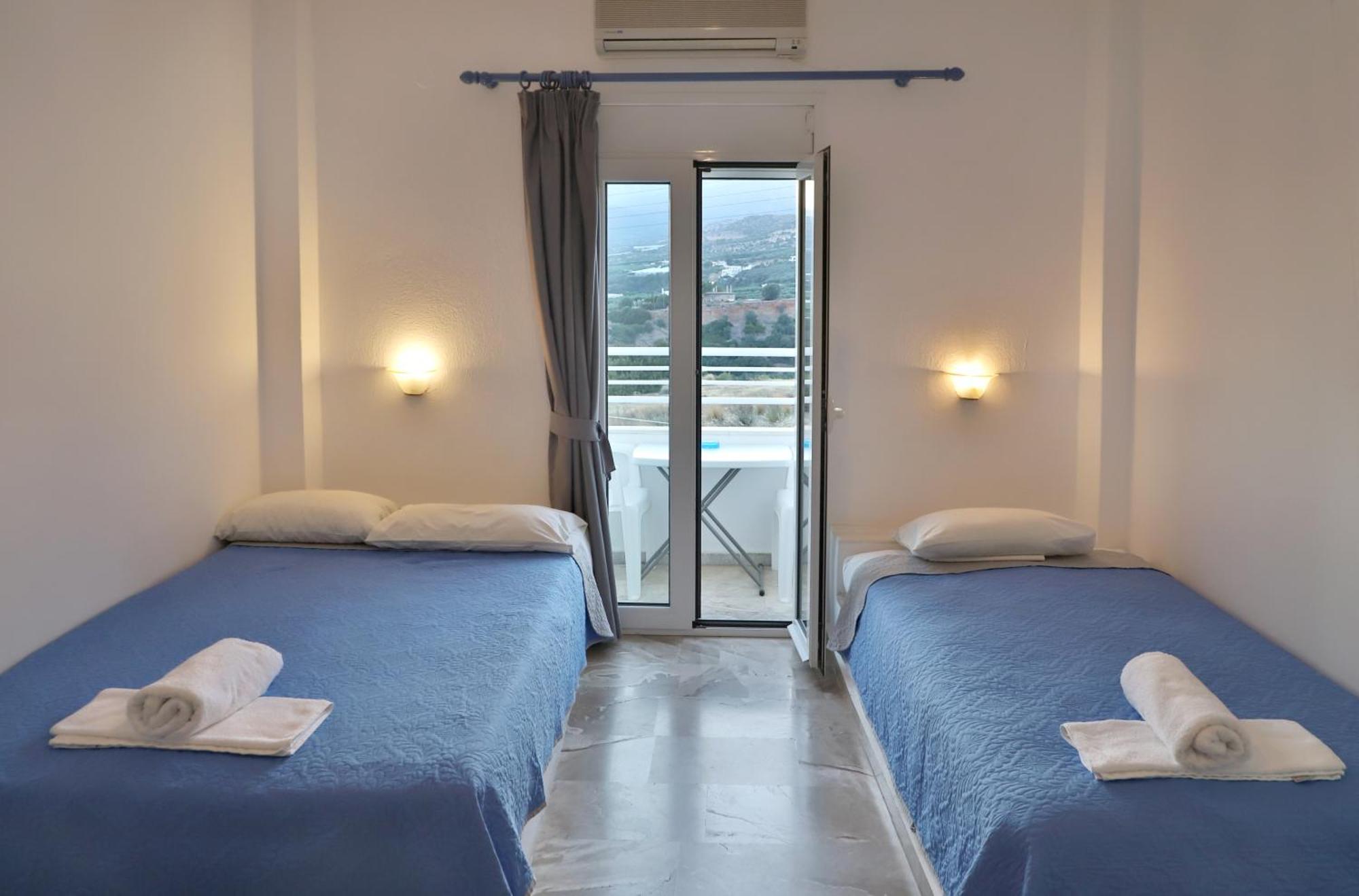Helios Studios & Apartments Makrýgialos Dış mekan fotoğraf