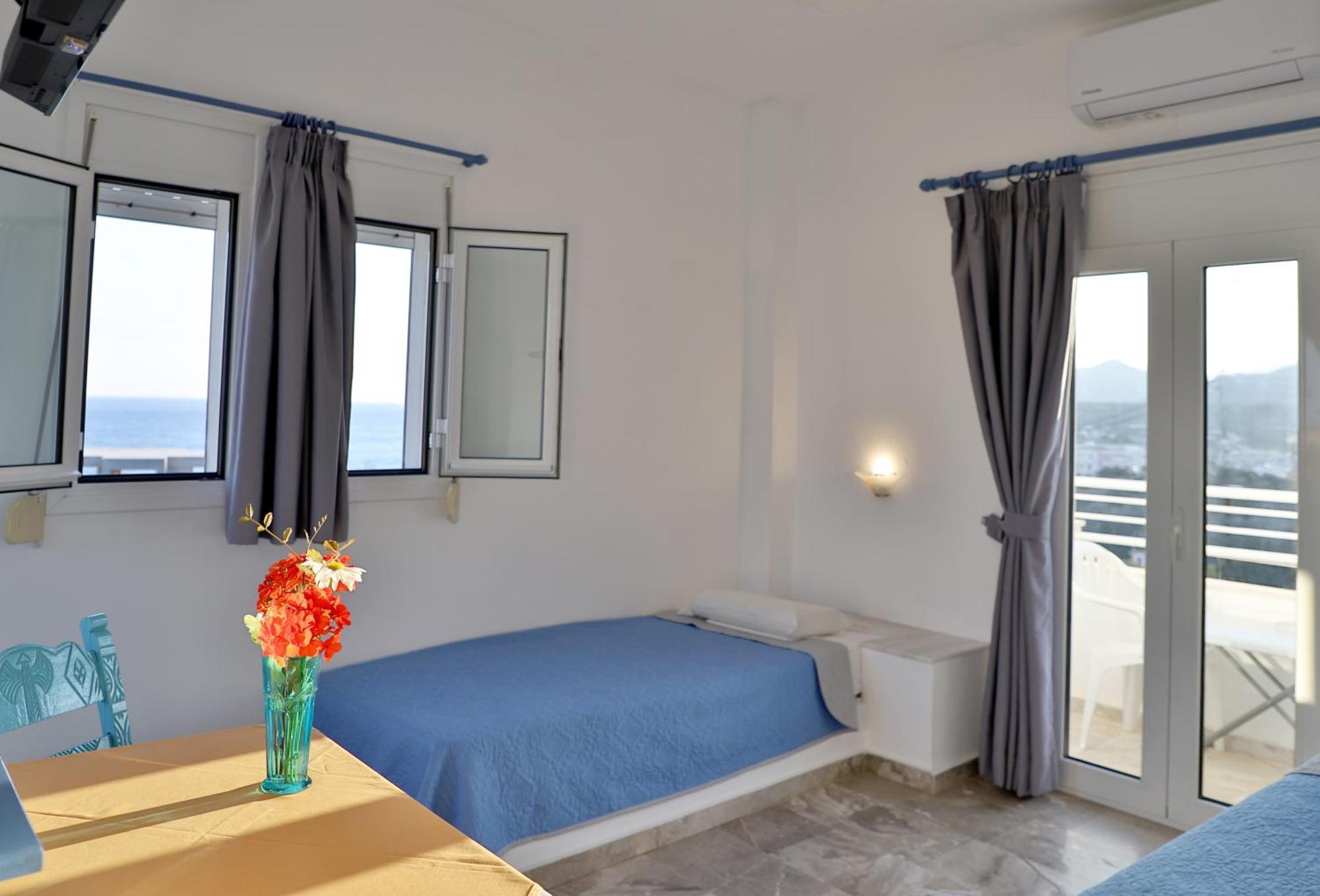 Helios Studios & Apartments Makrýgialos Dış mekan fotoğraf