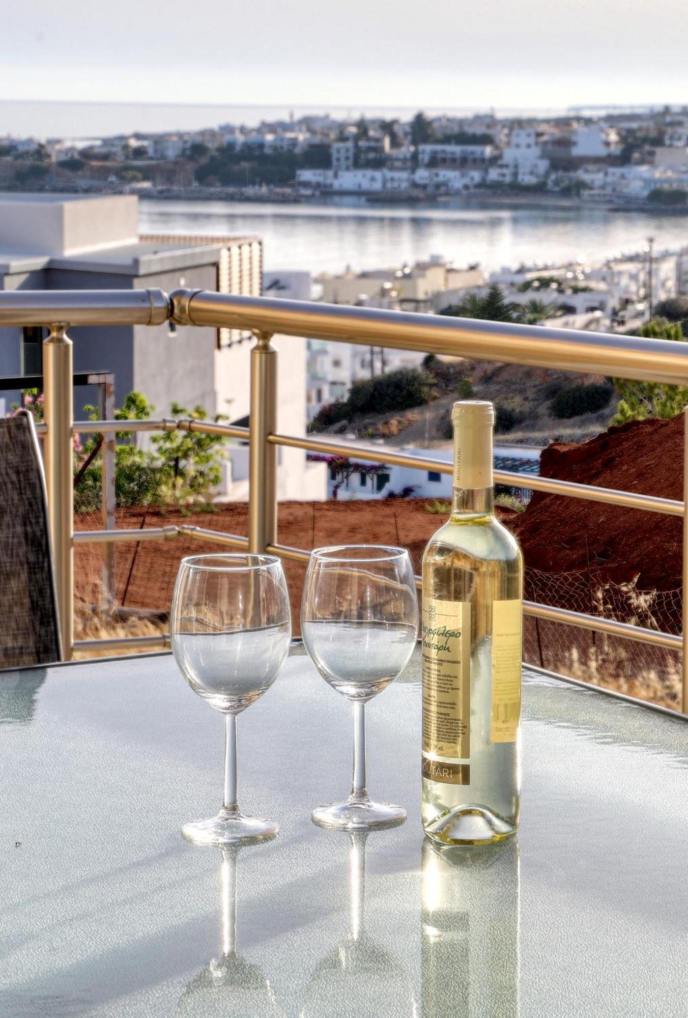 Helios Studios & Apartments Makrýgialos Dış mekan fotoğraf